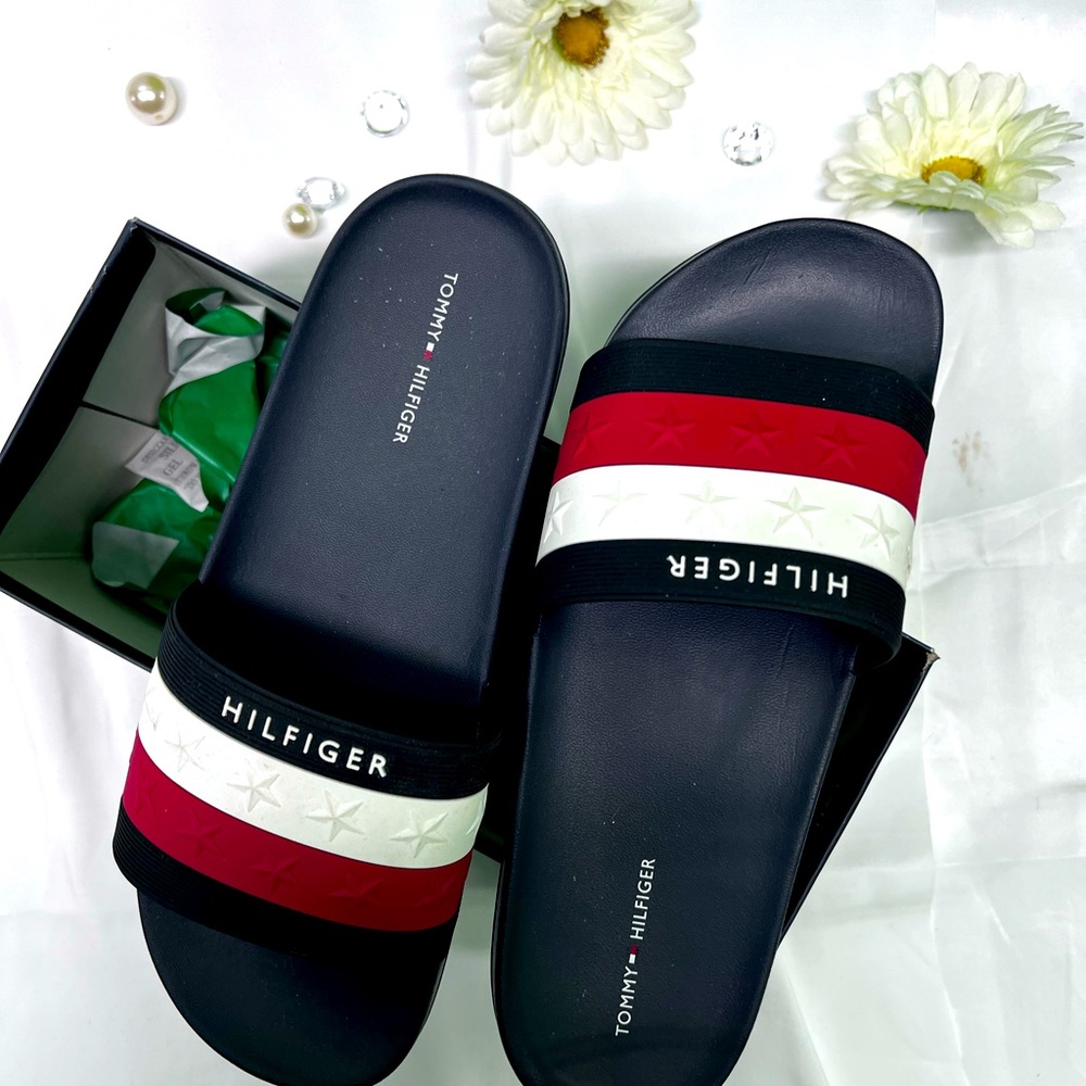 Tommy Hilfiger lady slides